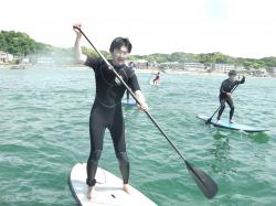 5/8 AM sup（サップ、スタンドアップパドル）体験スクール付きレンタル 動画　鎌倉ハイサーフ