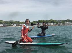 5/8 AM sup（サップ、スタンドアップパドル）体験スクール付きレンタル 動画　鎌倉ハイサーフ