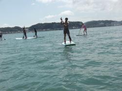 7/17 AM sup（サップ、スタンドアップパドル）体験スクール付きレンタル 動画　鎌倉ハイサーフ