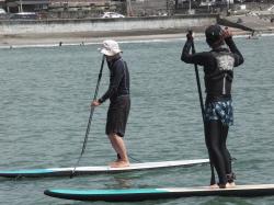 8/11 AM sup（サップ、スタンドアップパドル）体験スクール付きレンタル 動画　鎌倉ハイサーフ
