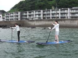 8/12 AM2 sup（サップ、スタンドアップパドル）体験スクール付きレンタル 動画　鎌倉ハイサーフ