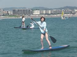 8/28PM2 sup（サップ、スタンドアップパドル）体験スクール付きレンタル 動画　鎌倉ハイサーフ