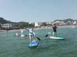 8/28PM3 sup（サップ、スタンドアップパドル）体験スクール付きレンタル 動画　鎌倉ハイサーフ