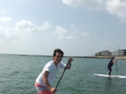 8/29 AM2 sup（サップ、スタンドアップパドル）体験スクール付きレンタル 動画　鎌倉ハイサーフ