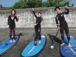 11/12 AM SUP(サップ、スタンドアップパドル)体験スクール付きレンタル  KAMAKURA HIGH SURF