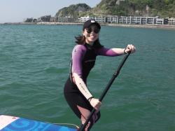 4/10 AM SUP(サップ、スタンドアップパドル)体験スクール付きレンタル 鎌倉ハイサーフ