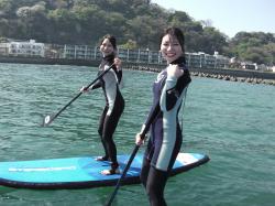 4/10 PM SUP(サップ、スタンドアップパドル)体験スクール付きレンタル 鎌倉ハイサーフ