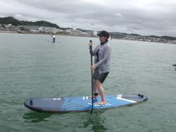 7/17 AM SUP(サップ、スタンドアップパドル)体験スクール付きレンタル  鎌倉ハイサーフ