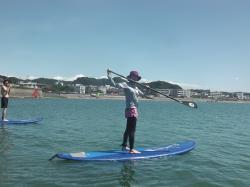 7/24 AM SUP(サップ、スタンドアップパドル)体験スクール付きレンタル  鎌倉ハイサーフ 