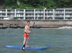 8/11AM  SUP(サップ、スタンドアップパドル)体験スクール付きレンタル 鎌倉ハイサーフ