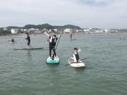 8/14 PM2 SUP(サップ、スタンドアップパドル)体験スクール付きレンタル 鎌倉ハイサーフ