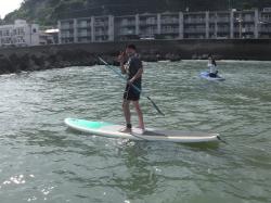 8/14 PM2 SUP(サップ、スタンドアップパドル)体験スクール付きレンタル 鎌倉ハイサーフ