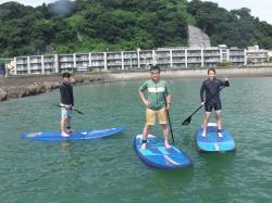 8/15 AM２ SUP(サップ、スタンドアップパドル)体験スクール付きレンタル 鎌倉ハイサーフ