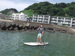 8/15 AM SUP(サップ、スタンドアップパドル)体験スクール付きレンタル  鎌倉ハイサーフ