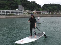 8/20 AM2 SUP(サップ、スタンドアップパドル)体験スクール付きレンタル  鎌倉ハイサーフ