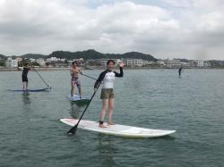 8/20 AM2 SUP(サップ、スタンドアップパドル)体験スクール付きレンタル  鎌倉ハイサーフ