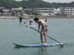 8/20 AM2 SUP(サップ、スタンドアップパドル)体験スクール付きレンタル  鎌倉ハイサーフ