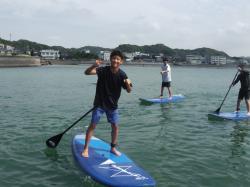 8/24 AM SUP(サップ、スタンドアップパドル)体験スクール付きレンタル 鎌倉ハイサーフ