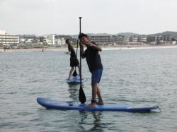 8/24AM3 SUP(サップ、スタンドアップパドル)体験スクール付きレンタル 鎌倉ハイサーフ