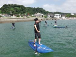 9/4 AM SUP(サップ、スタンドアップパドル)体験スクール付きレンタル　 鎌倉ハイサーフ