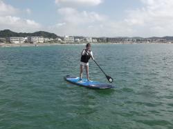 9/4 AM SUP(サップ、スタンドアップパドル)体験スクール付きレンタル　 鎌倉ハイサーフ