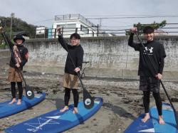 4/5 AM SUP(サップ、スタンドアップパドル)体験スクール付きレンタル  鎌倉ハイサーフ