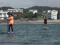 10/7 AM SUP(サップ、スタンドアップパドル)体験スクール付きレンタル  鎌倉ハイサーフ