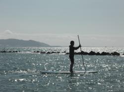 10/7 AM SUP(サップ、スタンドアップパドル)体験スクール付きレンタル  鎌倉ハイサーフ