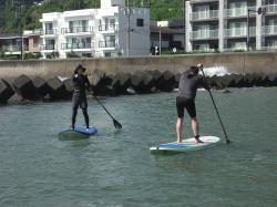 10/7 AM SUP(サップ、スタンドアップパドル)体験スクール付きレンタル  鎌倉ハイサーフ