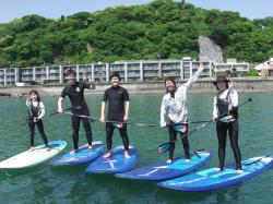 5/4 AM SUP(サップ、スタンドアップパドル)体験スクール付きレンタル  鎌倉ハイサーフ