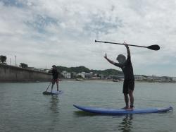 7/10 AM SUP(サップ、スタンドアップパドル)体験スクール付きレンタル   鎌倉ハイサーフ