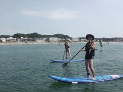 8/4 AM2 SUP(サップ、スタンドアップパドル)体験スクール付きレンタル  鎌倉ハイサーフ