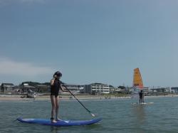 8/4 AM2 SUP(サップ、スタンドアップパドル)体験スクール付きレンタル  鎌倉ハイサーフ