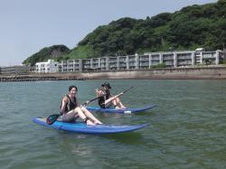 8/4 AM2 SUP(サップ、スタンドアップパドル)体験スクール付きレンタル  鎌倉ハイサーフ