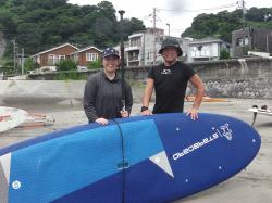 8/8 AM SUP(サップ、スタンドアップパドル)体験スクール付きレンタル  鎌倉ハイサーフ