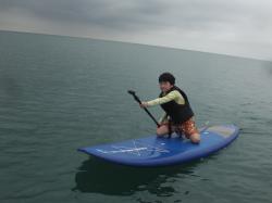 8/8 AM SUP(サップ、スタンドアップパドル)体験スクール付きレンタル  鎌倉ハイサーフ