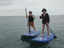 8/8 AM SUP(サップ、スタンドアップパドル)体験スクール付きレンタル  鎌倉ハイサーフ