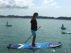 8/9 AM SUP(サップ、スタンドアップパドル)体験スクール付きレンタル  鎌倉ハイサーフ