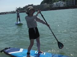 8/10 PM SUP(サップ、スタンドアップパドル)体験スクール付きレンタル  鎌倉ハイサーフ