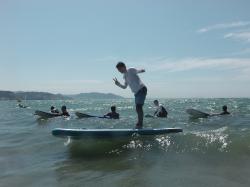 8/12 AM SUP(サップ、スタンドアップパドル)体験スクール付きレンタル 