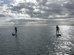 1/17 PM SUP(サップ、スタンドアップパドル)体験スクール付きレンタル  鎌倉ハイサーフ