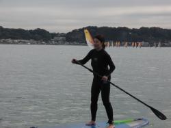 11/2 AM SUP(サップ、スタンドアップパドル)体験スクール付きレンタル  鎌倉ハイサーフ