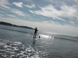 11/4 AM SUP(サップ、スタンドアップパドル)体験スクール付きレンタル  鎌倉ハイサーフ