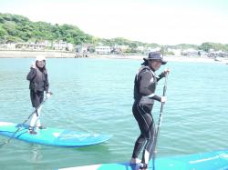 4/30 AM SUP(サップ、スタンドアップパドル)体験スクール付きレンタル  鎌倉ハイサーフ