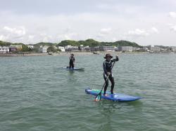 5/5 AM SUP(サップ、スタンドアップパドル)体験スクール付きレンタル  鎌倉ハイサーフ