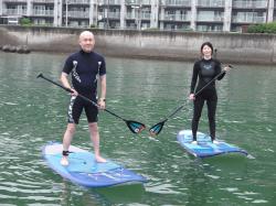 6/8 AM SUP(サップ、スタンドアップパドル)体験スクール付きレンタル   鎌倉ハイサーフ