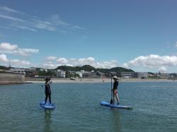 ７/10 AM SUP(サップ、スタンドアップパドル)体験スクール付きレンタル  鎌倉ハイサーフ