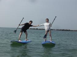 7/8 AM SUP(サップ、スタンドアップパドル)体験スクール付きレンタル  鎌倉ハイサーフ