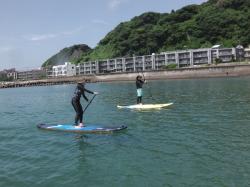 7/13 AM SUP(サップ、スタンドアップパドル)体験スクール付きレンタル  鎌倉ハイサーフ