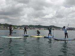 7/13 AM SUP(サップ、スタンドアップパドル)体験スクール付きレンタル  鎌倉ハイサーフ